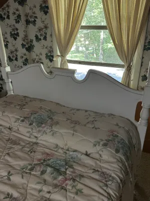 Vintage Double Four Poster Bed White Aqua Trim Tall Posts Cottage Style (A2)