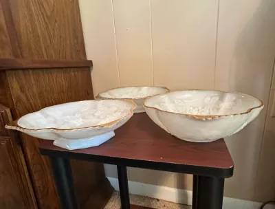 White Milk Glass Grape & Vine Serving Dishes with Gold Trim – 3 Pieces
