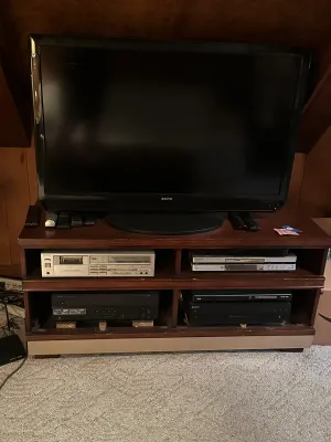 BIG Sanyo TV & Home Theater Electronics Lot – Yamaha, Technics, Sony, Panasonic & OPPO (A Den)