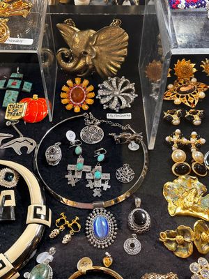 Sale Photo Thumbnail #81