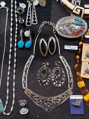 Sale Photo Thumbnail #64
