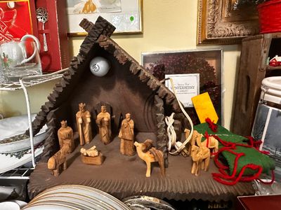 Sale Photo Thumbnail #598