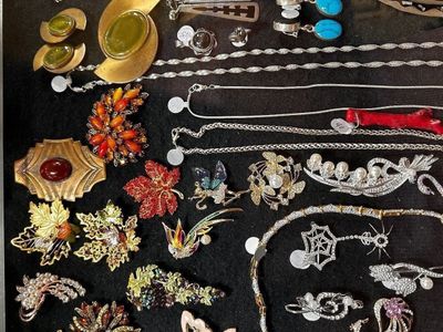 Sale Photo Thumbnail #77