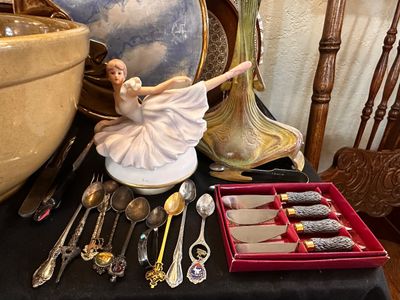 Sale Photo Thumbnail #239