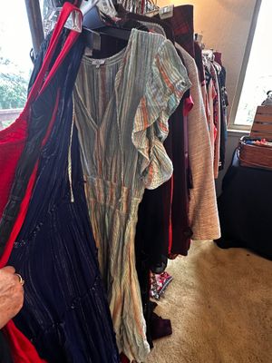 Sale Photo Thumbnail #559