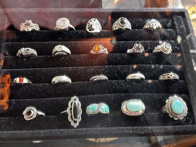 Sale Photo Thumbnail #86