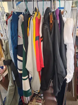 Sale Photo Thumbnail #102