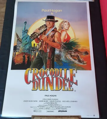 Crocodile dundee original movie poster