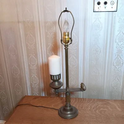 LOT 145: Refurbished Electrified Student Lamp with Tiffany-Style Stained Glass Lamp Shade