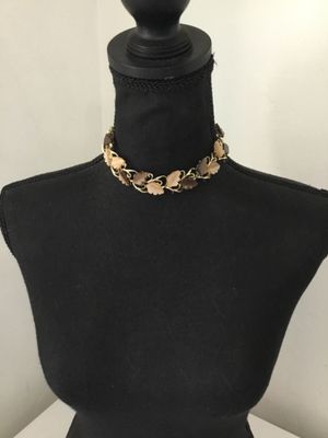 Vintage gold tone thermal set leaf statement collar necklace