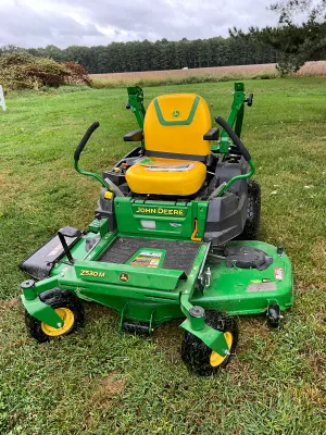 John Deere Z530M, Zero Turn Riding Lawn Mower