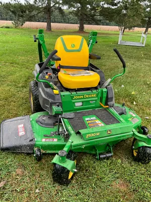 John Deere Z530M, Zero Turn Riding Lawn Mower