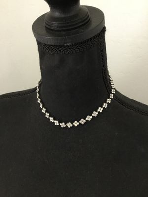 Beautiful, vintage, rhinestone tennis necklace