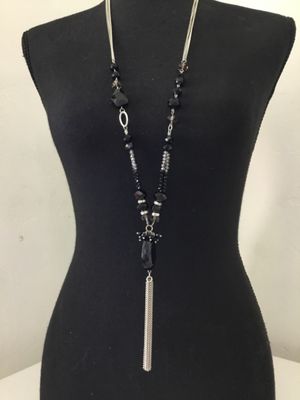 Beautiful faceted, glass statement, tassel necklace