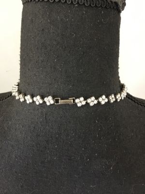 Beautiful, vintage, rhinestone tennis necklace