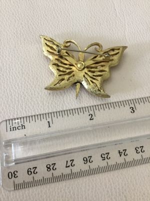 Beautiful, vintage butterfly brooch