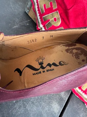Vintage Nina Burgundy Leather Lace-Up Heeled Oxfords - Made in Spain, Size 7M