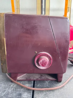 Vintage Crosley Telechron Bakelite Clock Radio
