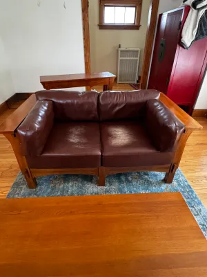 Mission Style Oak & Leather Loveseat