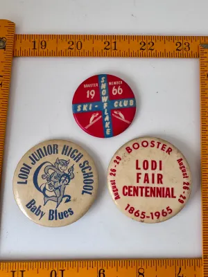 Vintage 1960s Lodi Wisconsin & Snowflake Ski Club Pinback Buttons - Set of 3