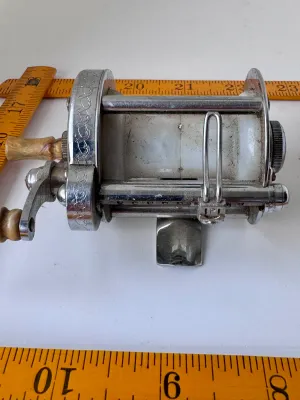 Vintage Shakespeare Wondereel No. 1920 Model GE Fishing Reel