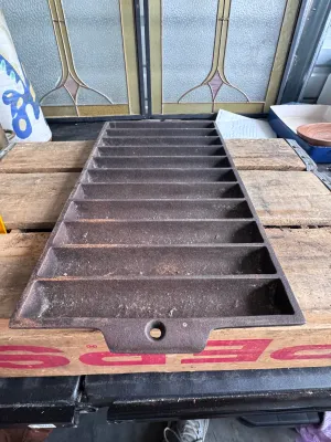 Vintage Cast Iron Breadstick French Roll Pan No. 5