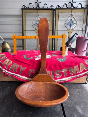 Vintage Hand-Carved Wooden Wall Hanging Scoop / Spoon Decor