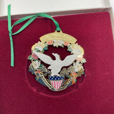 1998 White House Historical Association Christmas Ornament