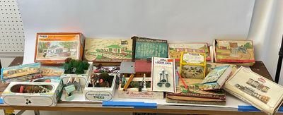 Vintage Model Train Scenery & Buildings Lot - Plasticville, Tyco, Life-Like
