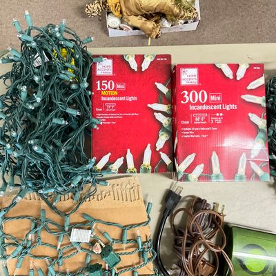 Assorted Christmas Lights, Extension Cords, and Timer Lot