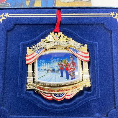 2010 White House Historical Association Christmas Ornament