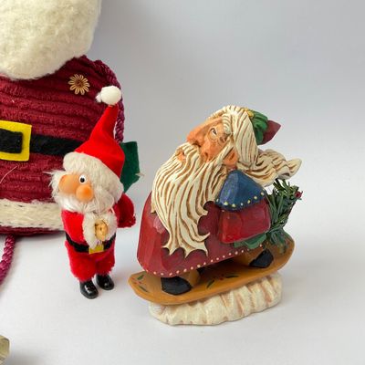 Vintage Santa Claus Figurines & Miniature Dollhouse Ornament - 5 Piece Lot