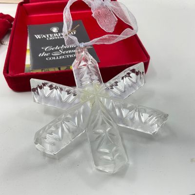 3256 Waterford Crystal Celebrate the Season Collection 2002 Snowflake Ornament
