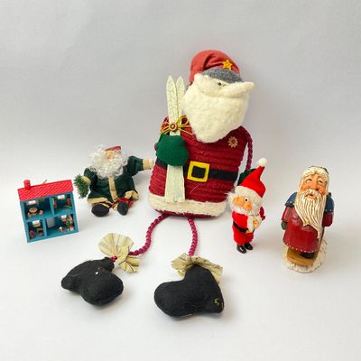 Vintage Santa Claus Figurines & Miniature Dollhouse Ornament - 5 Piece Lot