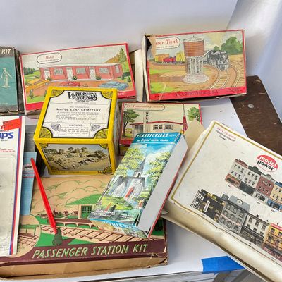 Vintage Model Train Scenery & Buildings Lot - Plasticville, Tyco, Life-Like