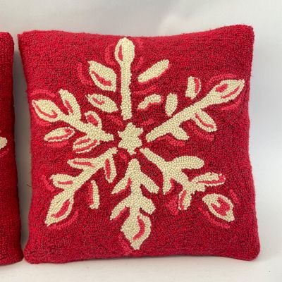 Pair of Red Hooked Wool Snowflake Christmas Throw Pillows
