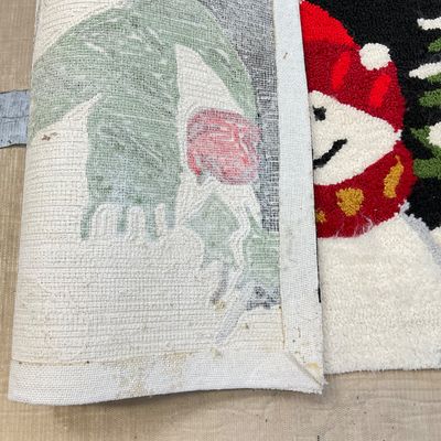 Holiday Snowman Hooked Accent Rug