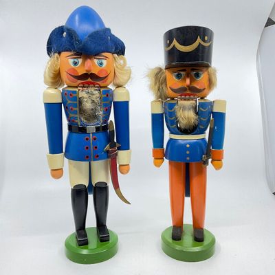 Vintage Wooden Soldier Nutcrackers - Set of 2