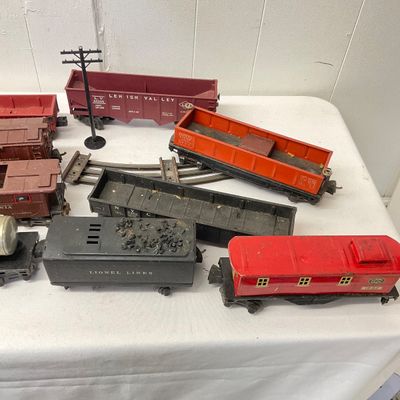 3295 Large lot of Antique Trains & Parts