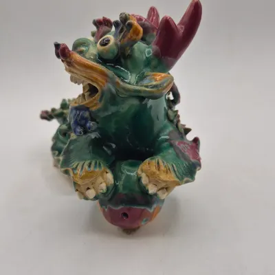 LOT 43U: Vintage Cloisonné Salt and Pepper Shakers & Ceramic Foo Dog Dragon