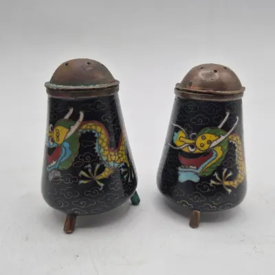 LOT 43U: Vintage Cloisonné Salt and Pepper Shakers & Ceramic Foo Dog Dragon