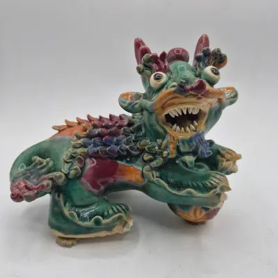 LOT 43U: Vintage Cloisonné Salt and Pepper Shakers & Ceramic Foo Dog Dragon