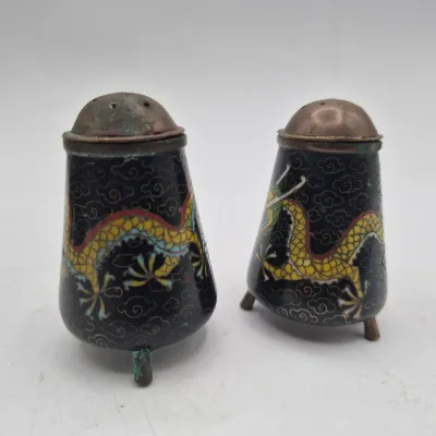 LOT 43U: Vintage Cloisonné Salt and Pepper Shakers & Ceramic Foo Dog Dragon