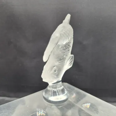 LOT 22U: Vintage Lalique Leaping Koi Fish Crystal Figurine