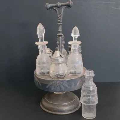 LOT 228: Simpson Hall Miller and Co Treble Plate Cruet Set