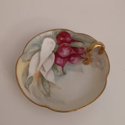 LOT 139: Vintage Glass Collection: Uranium, Marigold Carnival, Pink