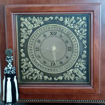 LOT 194: Bombay Analog Library Clock with Storage Compartment