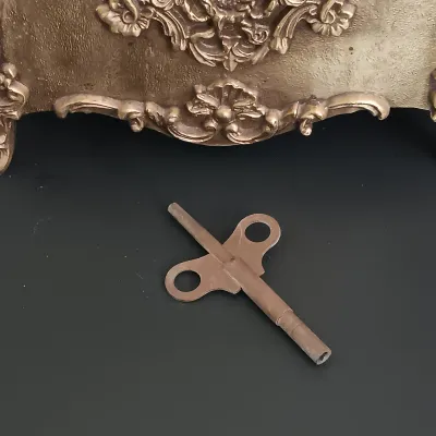 LOT 226: Westwood 8-Day Metal Mantel Clock