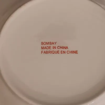 LOT 232: Bombay Rosette Salad Plates with Porcelain Tea Pot, Creamer, Sugar Bowl & Tea Cup