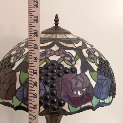 LOT 141: Tiffany-Style Stained Glass Table Lamp